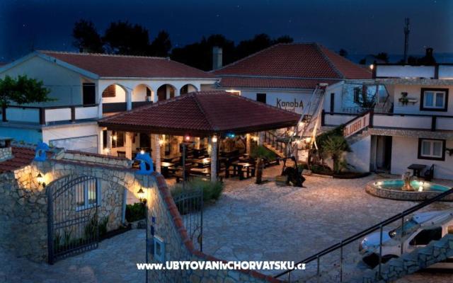 Apartments Kod Spavalice – Accommodation Island of Vir Kroatië