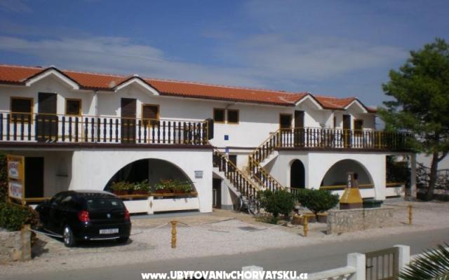 Apartments Pogacic – Accommodation Island of Vir Kroatië
