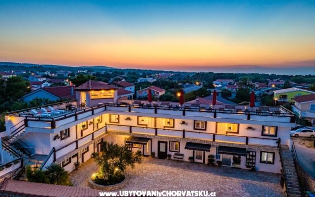 Guesthouse Kod Spavalice  – Accommodation Island of Vir Kroatië