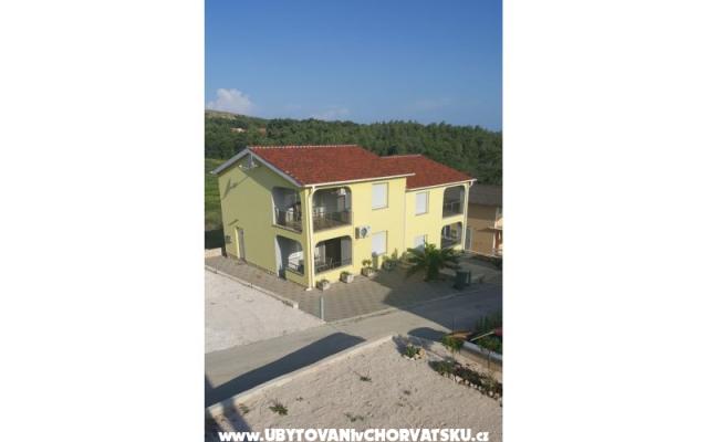 House Sabina – Accommodation Island of Vir Kroatië