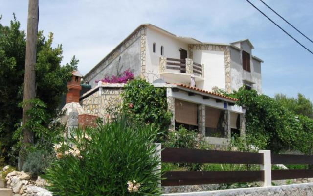 Apartment Laila – Accommodation Island of Vis Kroatië