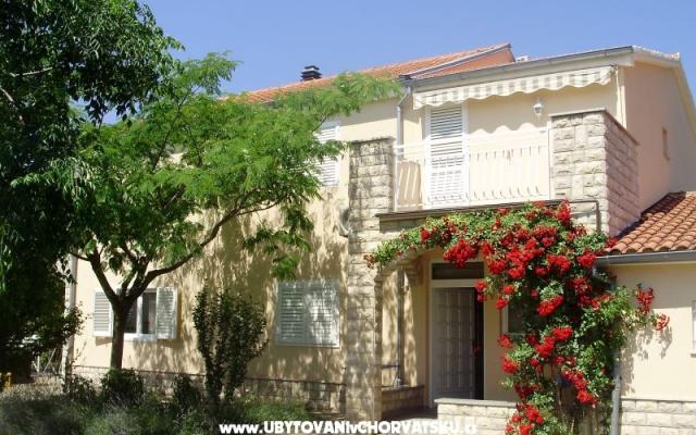 Apartments Marija – Accommodation Vodice Kroatië