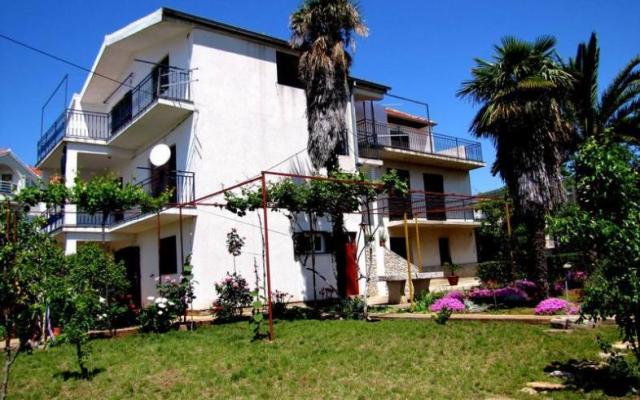 Apartments Zvonimir – Accommodation Vodice Kroatië