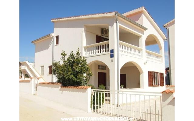 Villa Dubravka – Accommodation Vodice Kroatië