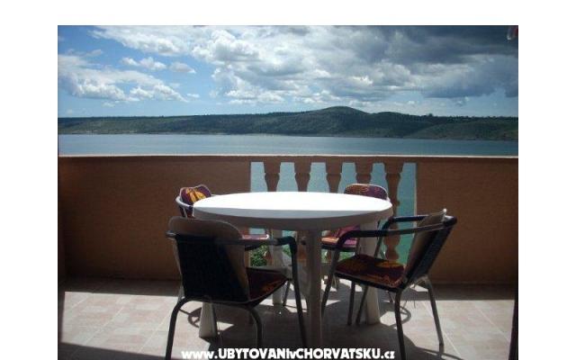 Apartments Lora – Accommodation Zadar Kroatië