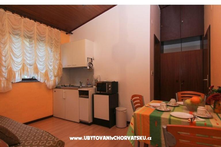 Apartments dominovic-Mladinov  – photo 9