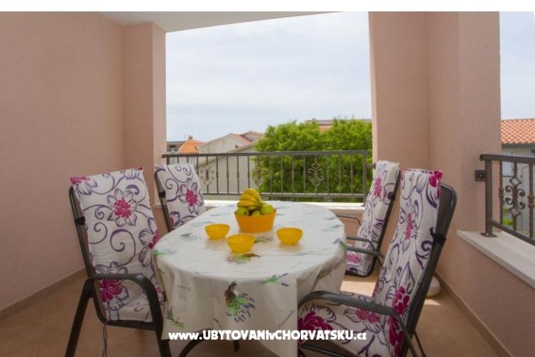 Apartments Jelena i Bojka – photo 14