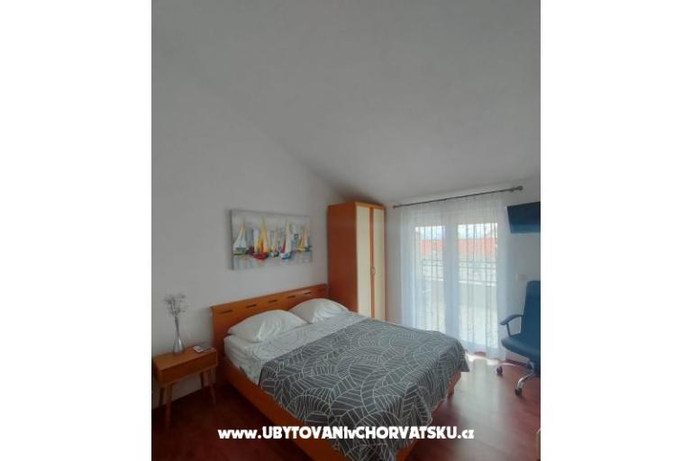 Apartments Lozić Vesna i Mladan – photo 16