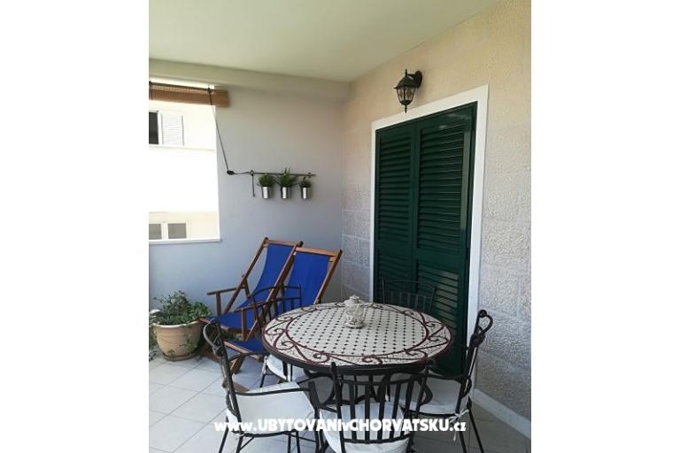 Apartments Lozić Vesna i Mladan – photo 17