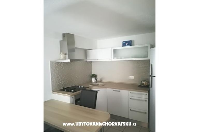 Apartments Lozić Vesna i Mladan – photo 2