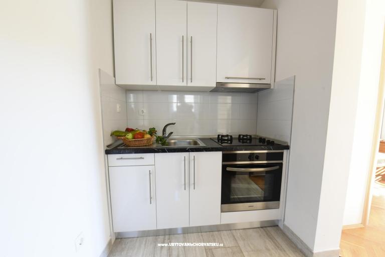 Apartments Iva – photo 8