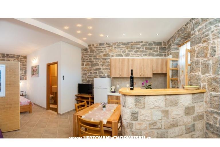 Apartments Zrinka – photo 17