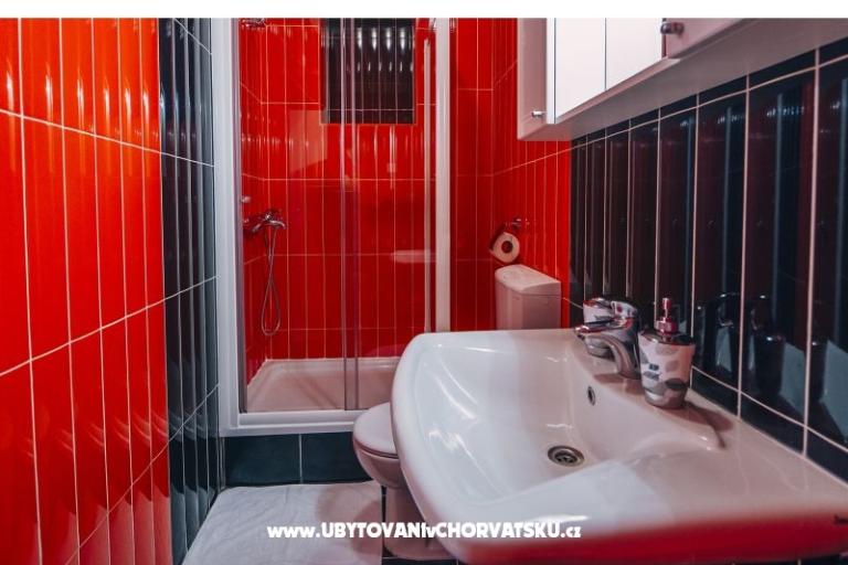Deluxe Apartments Centar – photo 13