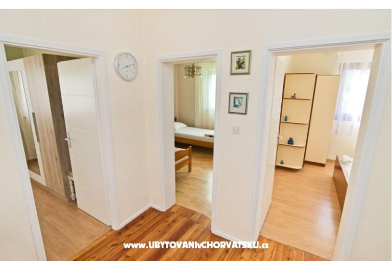 Apartments Ana – photo 8