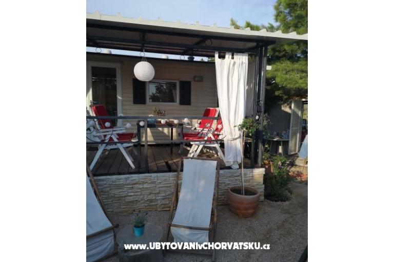 Mobile House Maroon – photo 18