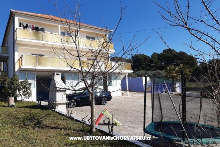 Apartment and pool Nika – photo 5
