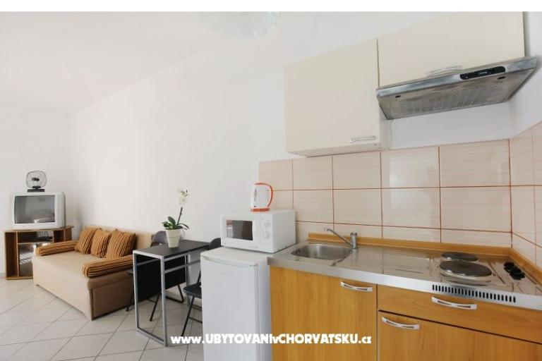 Apartments First row to the sea – photo 17