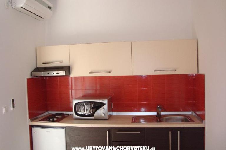 Apartments Neli – photo 10