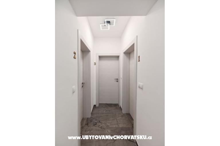 Apartments Royal Holiday  – photo 10