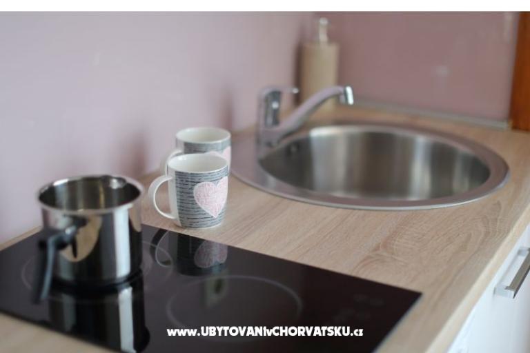 Apartments Suzy – photo 14