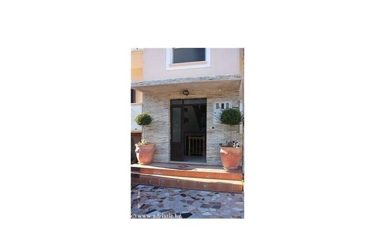 Apartments Vardić – photo 13