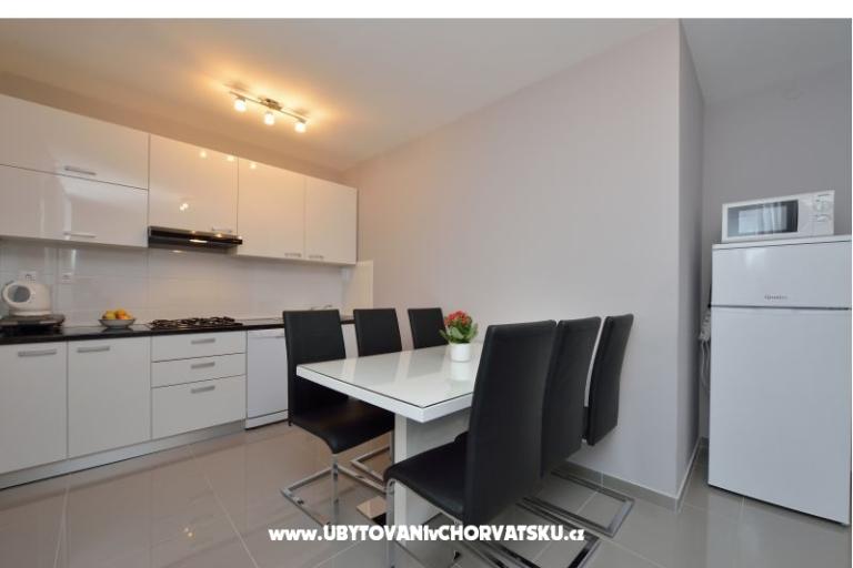 Apartments Mate – photo 12