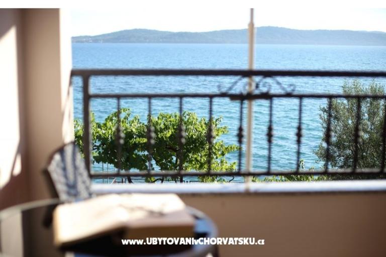 Ana-Maria – photo 2