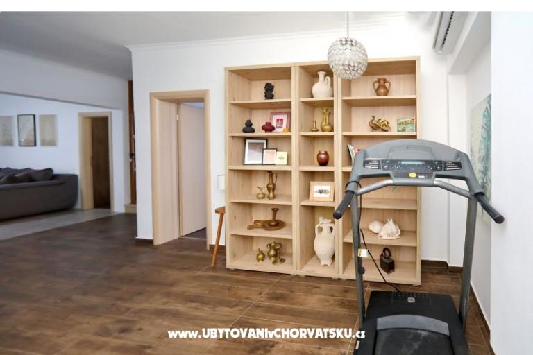 Bella's Home – photo 19