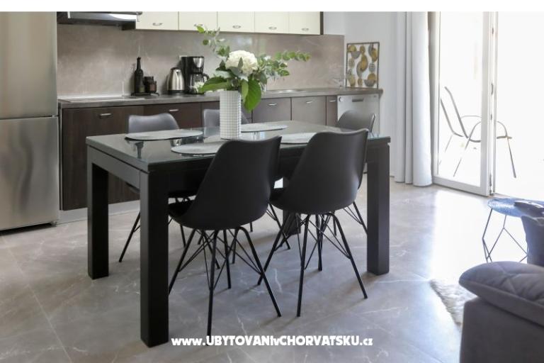 Bella's Home – photo 3