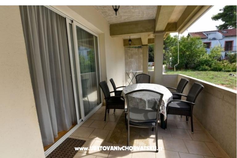 Vacation house Paula – photo 2