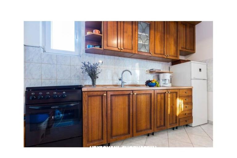 Apartment Grgo – photo 12