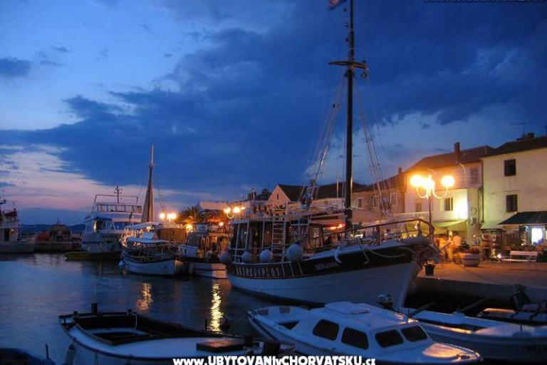 Special offer  A p a r t m e n s  M – photo 12