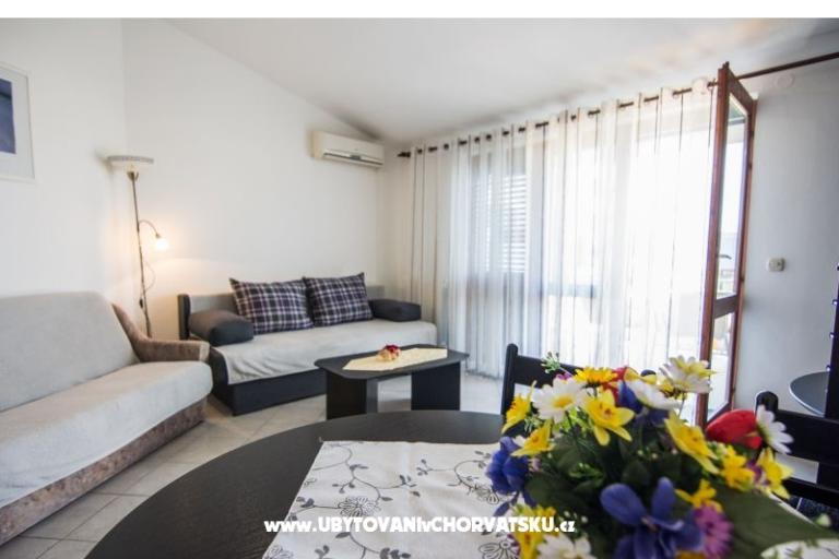 Apartments Bogdanić – photo 11