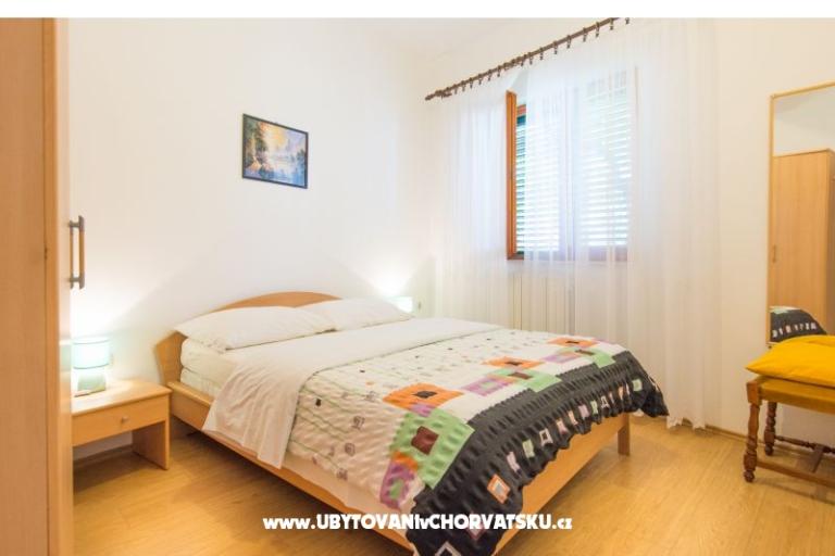 Apartments Bogdanić – photo 12