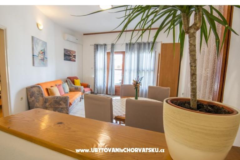 Apartments Bogdanić – photo 6