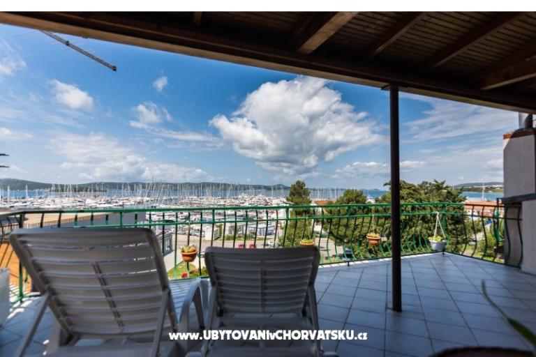 Apartments Bogdanić – photo 7