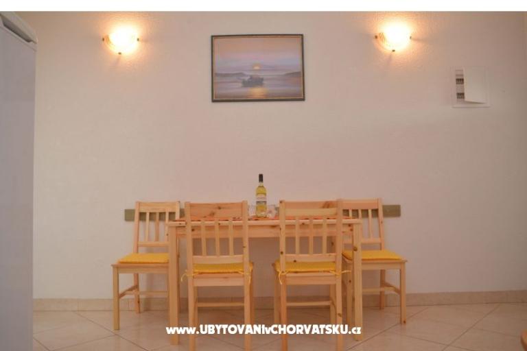 Apartments Salamun – photo 9
