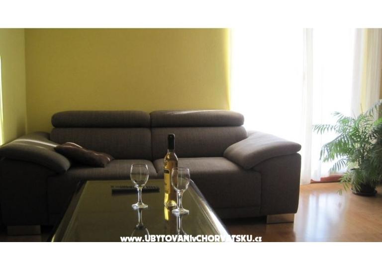 Apartment 7 – photo 11