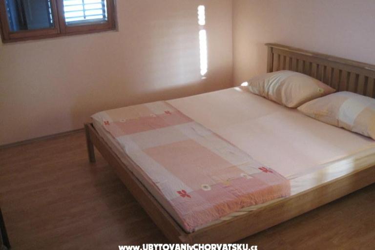 Apartment 7 – photo 4