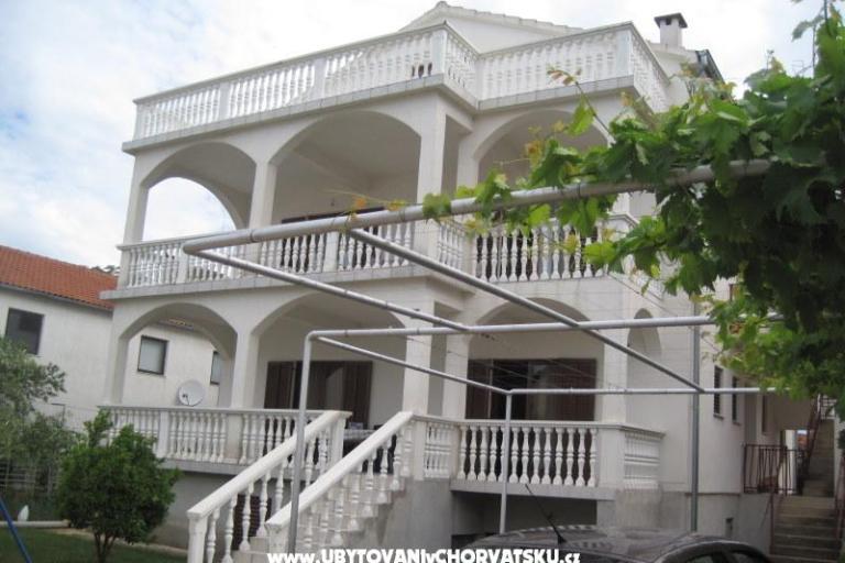 Apartment 7 – photo 7