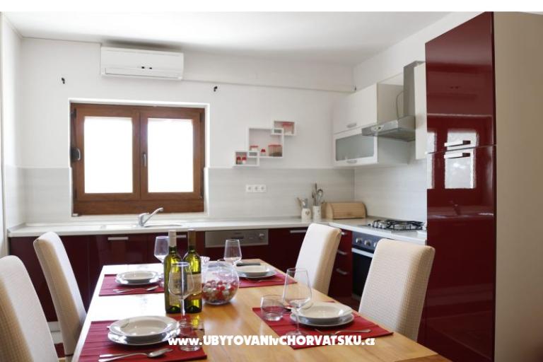 Holiday Home Maslina – photo 9