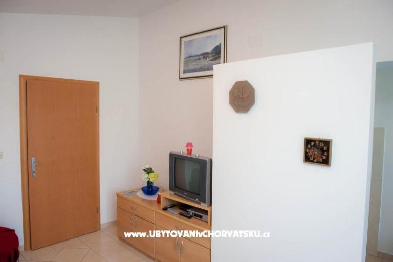Apartments Tiho i Jelena – photo 6