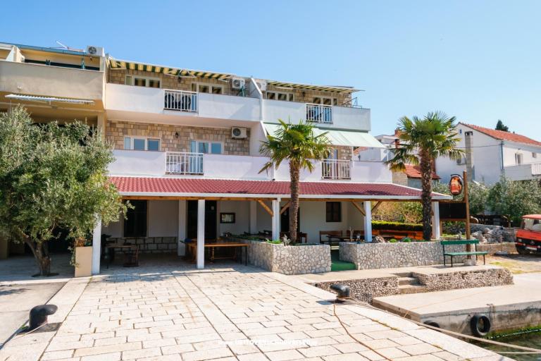 Marinus Apartments – photo 2