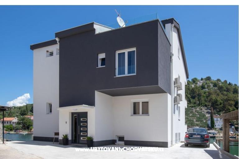 Villa Luni  – photo 10