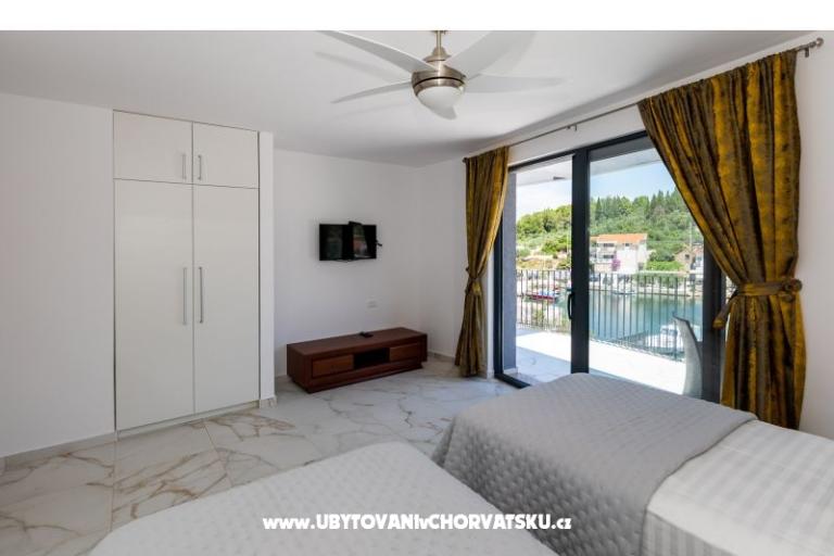 Villa Rep Blace – photo 47