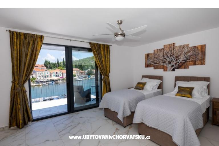 Villa Rep Blace – photo 48
