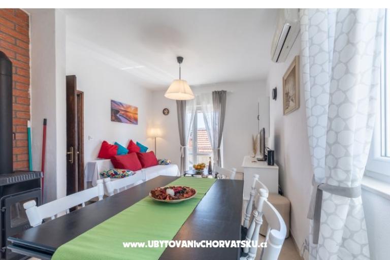 Apartment Toni Milna  – photo 11