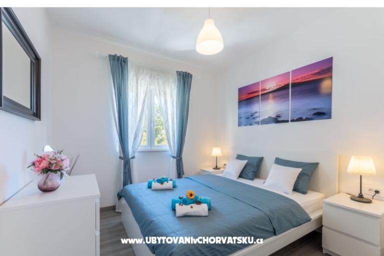 Apartment Toni Milna  – photo 2