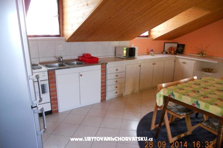 Apartments Čavala Brač – photo 11