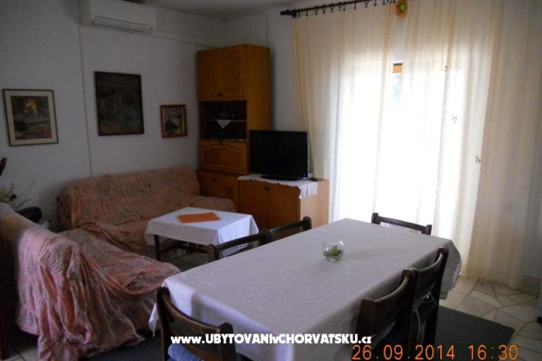 Apartments Čavala Brač – photo 6